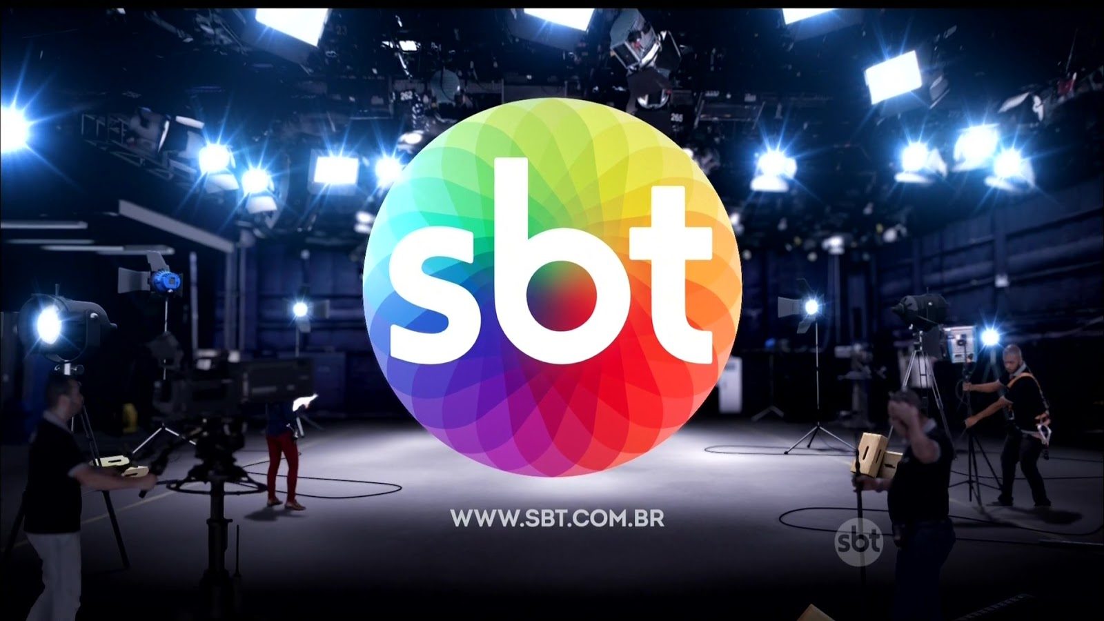 SBT estuda novos reajustes salariais e cortes de gastos