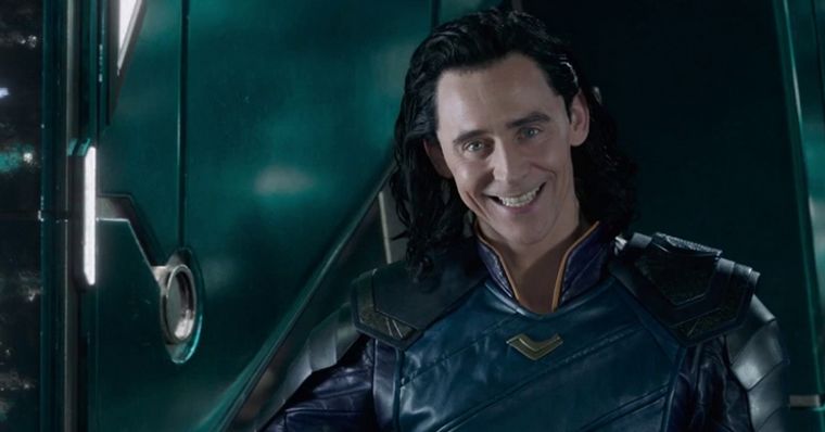 (O Ator Tom Hiddleston interpreta Loki no UCM / Foto: Marvel Studios/Reprodução)